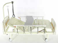 Кровать медицинская e-8 м-18плн 2 функции с полкой и столиком